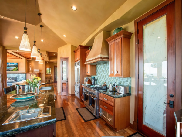 Luxury Estate Vacation Home - Golf Course Estate Near Beach